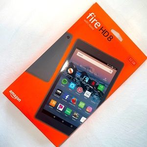 Fire HD 8 with Alexa 😍